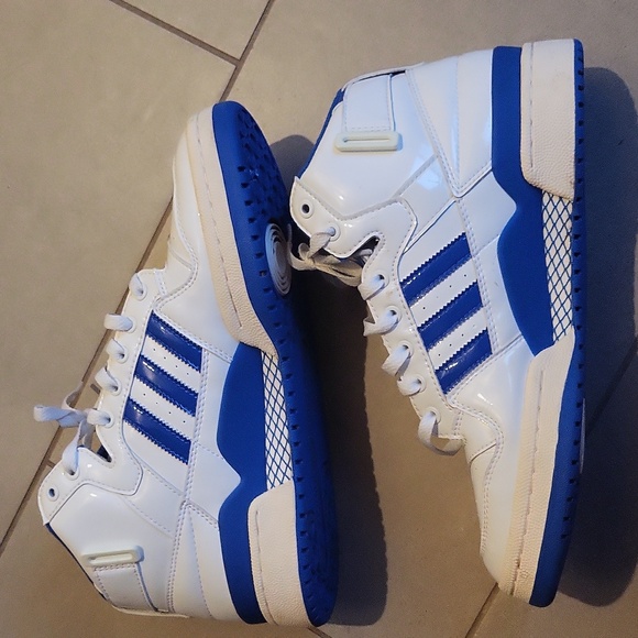 Adidas Hightops - Picture 5 of 7